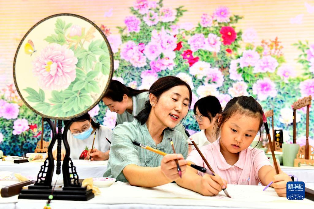 注册送免费试玩2000可提现